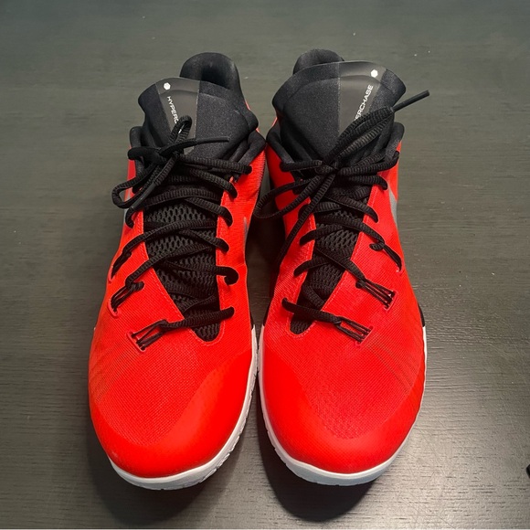 Nike Hyperchase Bright Crimson Men's Basketball Shoe Size 12 - Picture 2 of 11